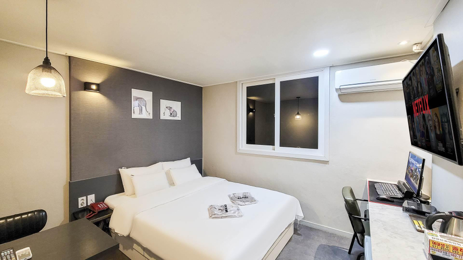 Bedroom 2, Cheonan Hue Hotel, Cheonan
