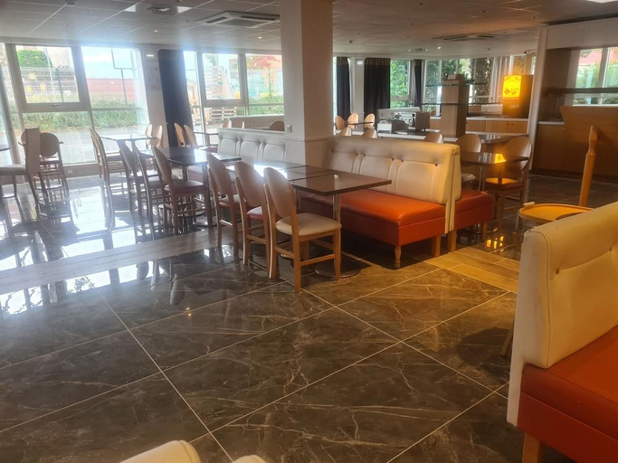 Food & Drinks 4, Comfort Hotel CDG Airport, Seine-et-Marne