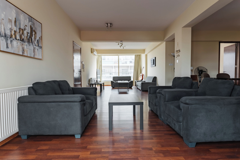 Living area 3, Nicosia City Center 3BR Apt 2 Bath WiFi