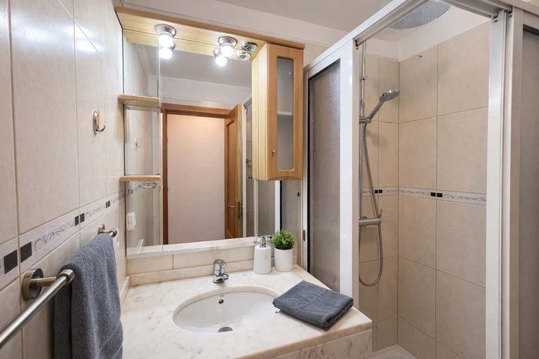 Room 5, Brigitte Apartment in Machico, Machico