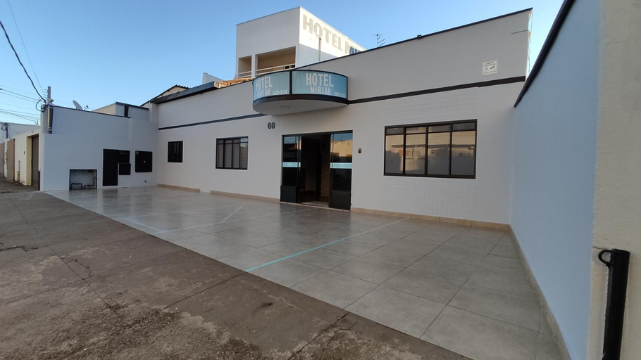 Exterior & Views 2, Hotel Mirian, Patos de Minas