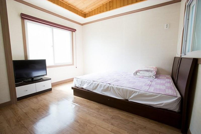 Bedroom, Wanju Cypress Forest Story Pension, Wanju