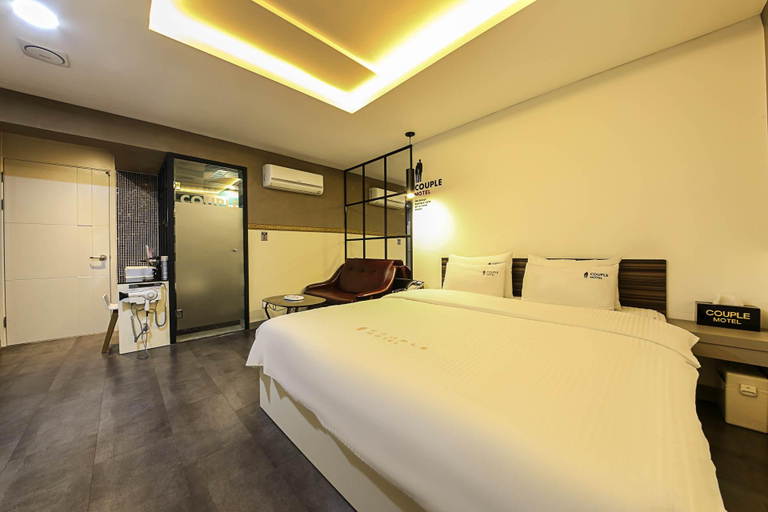 Bedroom 3, Ulsan Mugeo-Dong Couple, Jung
