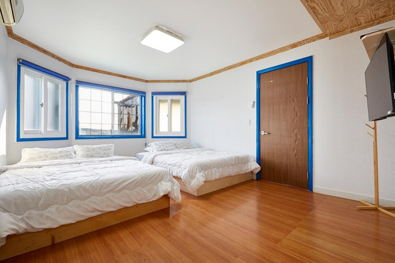 Bedroom 5, Taean Yangji Pension, Taean