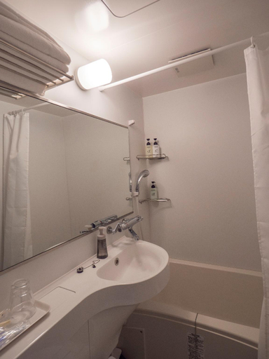 Bathroom 5, ELE Hotel Higashi Ueno, Taitō