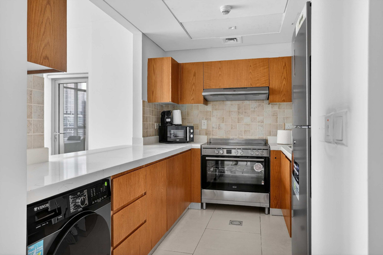 Room 4, Silkhaus Modern 2bdr Flat in Julphar Tower, Abu Dhabi City