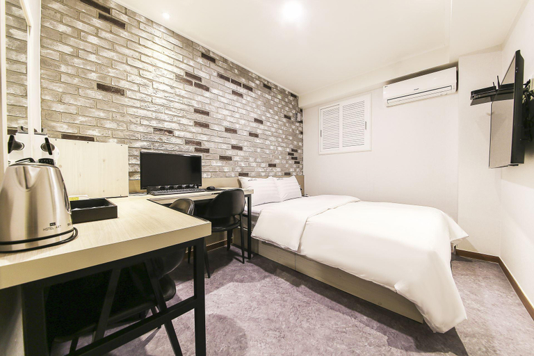 Bedroom 3, Nokbeon Art, Eun-pyeong