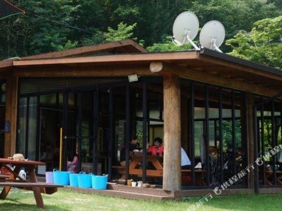 Others 2, Mungyeong Fox Pension, Jecheon