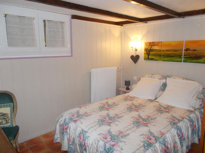 Bedroom 2, Le Clos des Epinettes, Loir-et-Cher