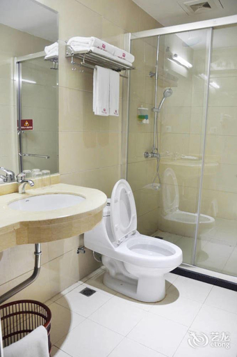 Bathroom 3, ホテル(), Dongguan