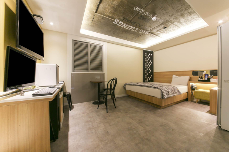 Bedroom 4, Daegu Dongseong-ro Heaven Story, Buk