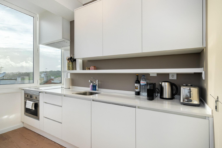 Others 5, 270 Panoramic View Premium Apartment, Lisbon