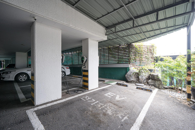 Public Area, W (Double U) near Seobu Intercity Bus Terminal, Daegu, Buk