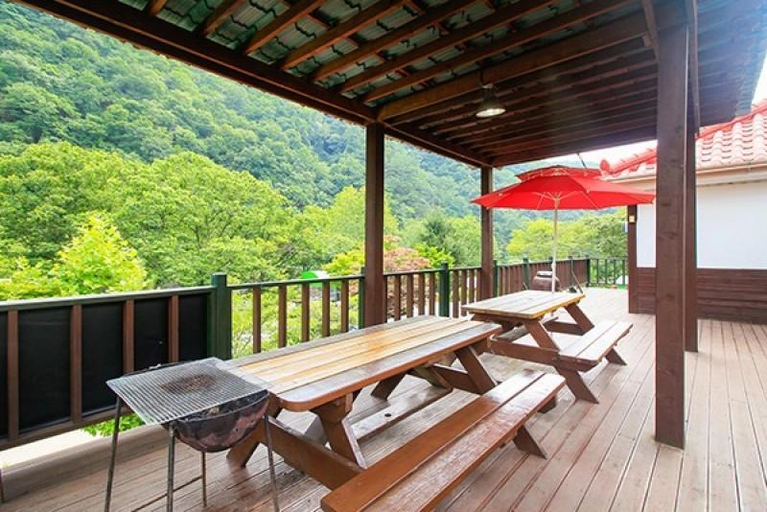Others 1, Goesan Milky Way Pension, Goesan
