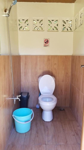Bathroom 4, Aundanao Oasis Beach, Samal City