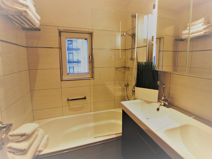 Bathroom 4, Tranquil apartment in the centre of Seefeld, Innsbruck Land
