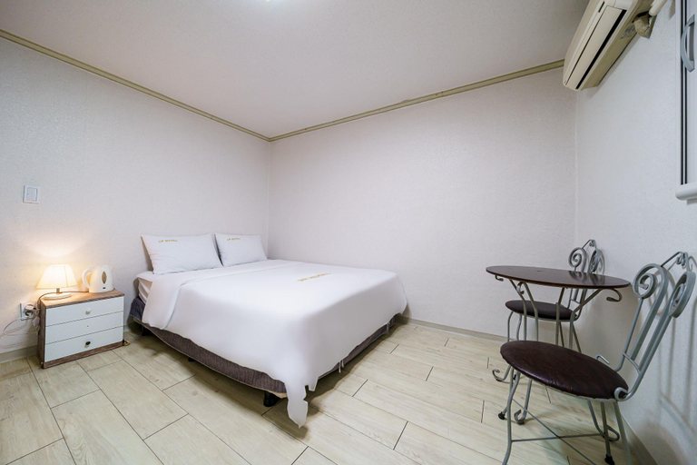 Bedroom 2, Paju Geumchon LIP, Paju