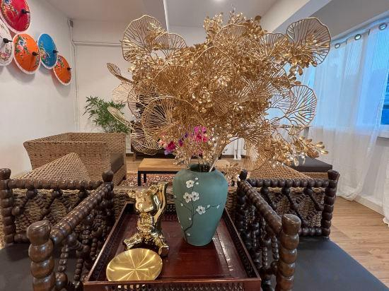 3, Private Full-Floor Spacious 5 Bedrooms in China Town, Samphantawong