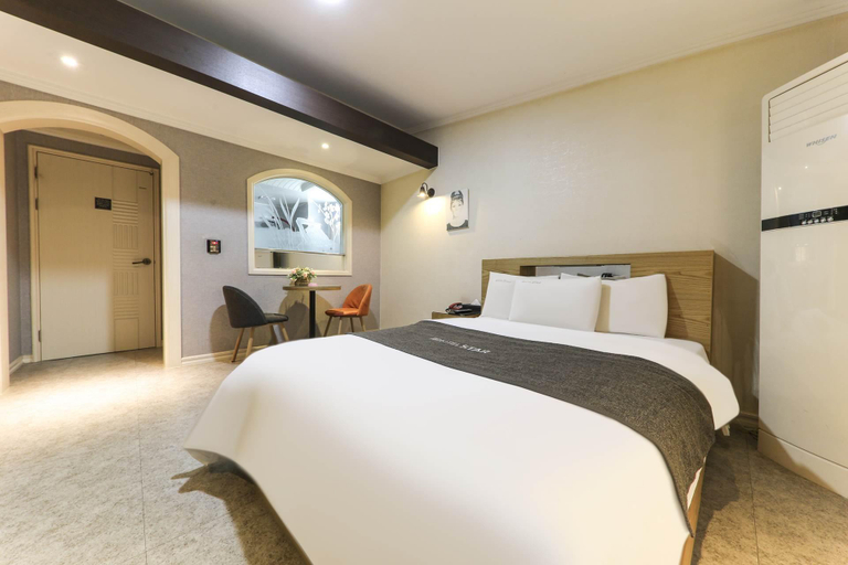 Bedroom 3, Yangju Star Hotel, Yangju