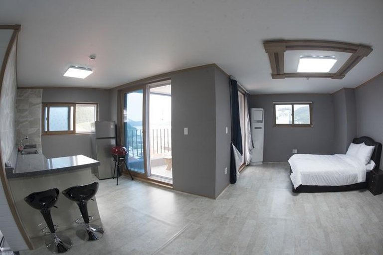 Bedroom 1, Geoje Soleil Pension, Geoje