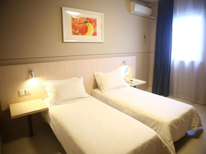 Bedroom 3, Jinjiang Inn (Beijing Tian'anmen Square Hepingmen Subway Station), Beijing