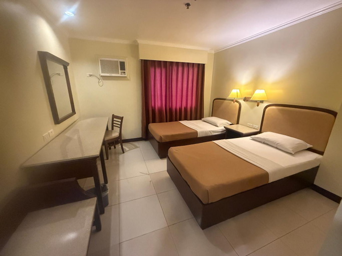 Others 5, W Express Hotel, Cebu City