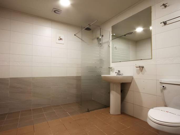 Bathroom, Suwon (Ingyedong) New M, Suwon