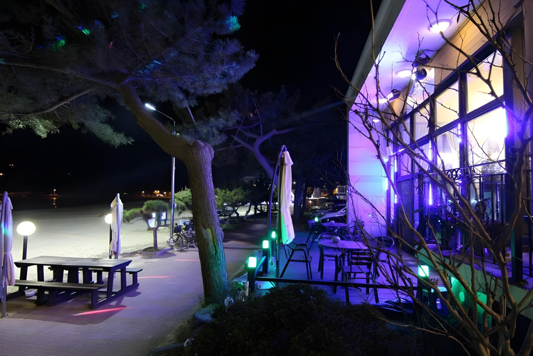Others 1, Taean Bless Ocean Pension, Taean