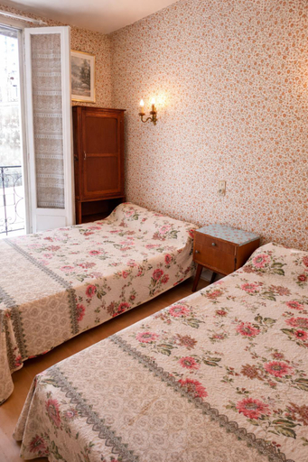 Bedroom 3, Hotel Saint Francois Xavier, Hautes-Pyrénées