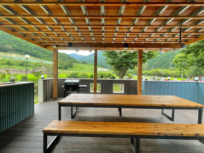 Others 5, Jecheon Hill Rest, Jecheon