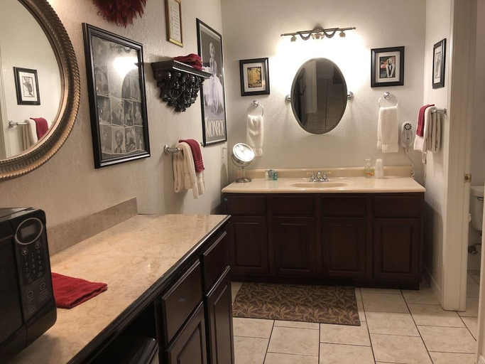 Bathroom 2, Echo Canyon Spa Resort (Adults Only), Murray
