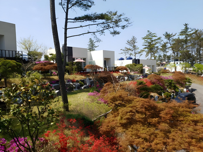 Exterior & Views 1, Taean SE Club Pool Villa Pension, Taean