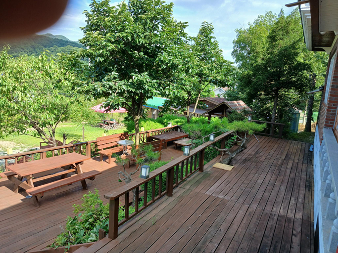 Others 3, Goesan Byeolbitsanmagi Pension, Goesan