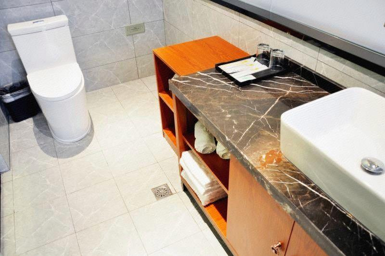 Bathroom, ホリデイホテル(), Wuhu