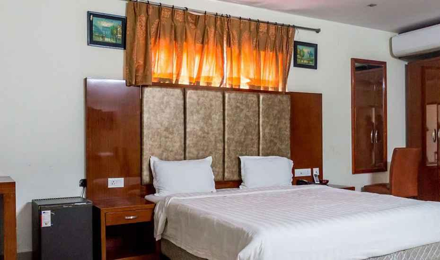 Bedroom 2, Suraj Grand Hotel, Kurnool