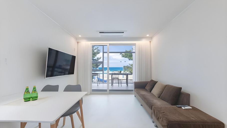Others 3, Yangyang Sol Sea Pension, Yangyang