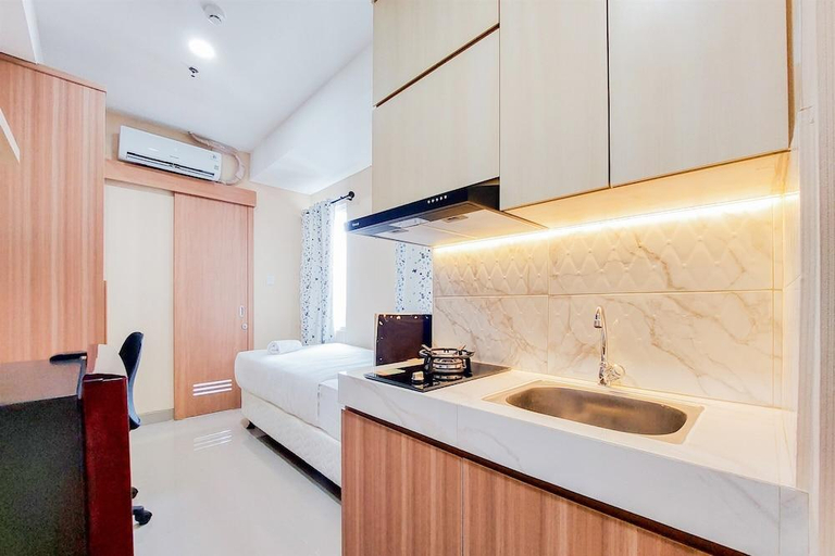 Others 2, Homey And Simply Look Studio Room Apartment B Residence, South Tangerang