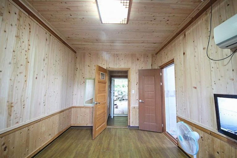 Others 3, Suncheon Doyosae Pension, Suncheon