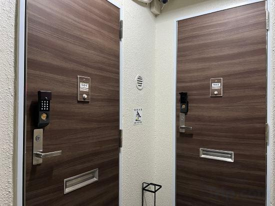 2, MTOKYO, Kita