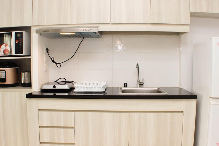 2, Cozy Studio At Azalea Suites Apartment, Cikarang