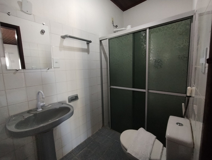Bathroom 3, Pousada Tropicália Tranquilid. Beira Mar, Santa Cruz Cabrália