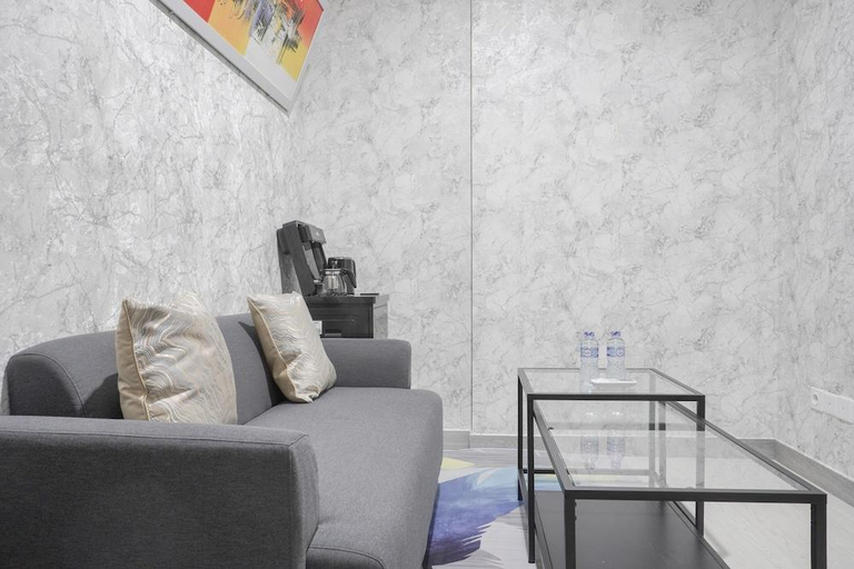 Others 5, Warm And Elegant 1Br At Gold Coast Apartment, North Jakarta