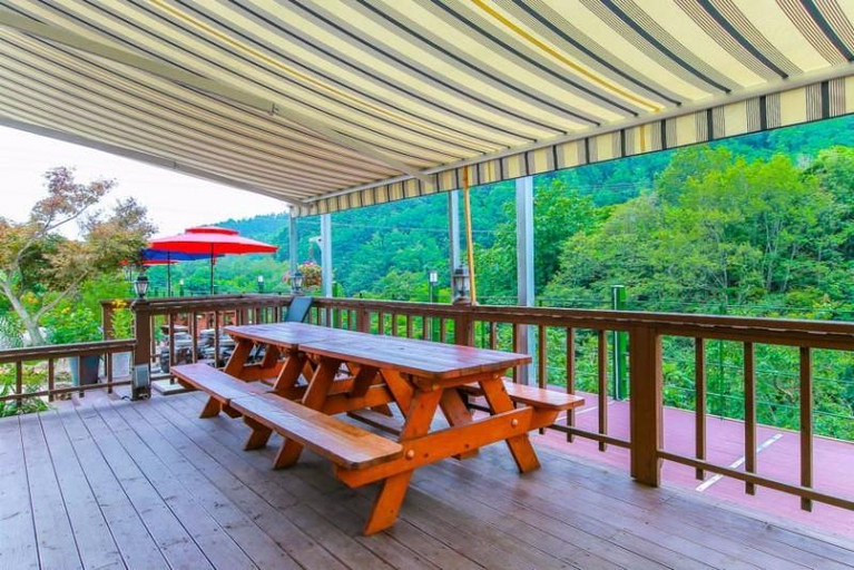 Others 2, Yangyang Daol Pension, Yangyang