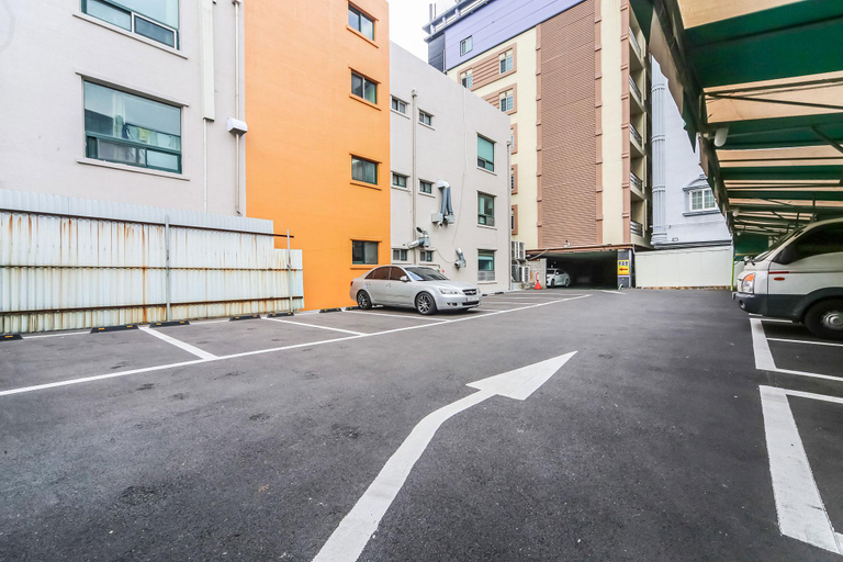 Exterior & Views 1, Ulsan Samsan E, Jung