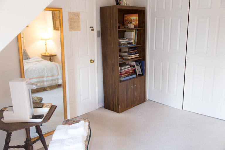 Bedroom 2, Gypsy by the Lake Bed and Breakfast, York