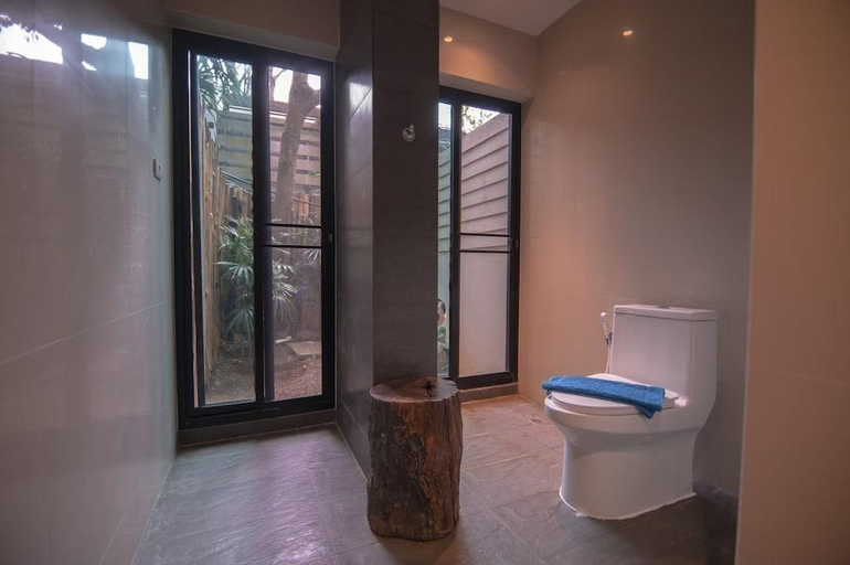 Bathroom 3, Khao Yai Paradise on Earth, Pak Chong