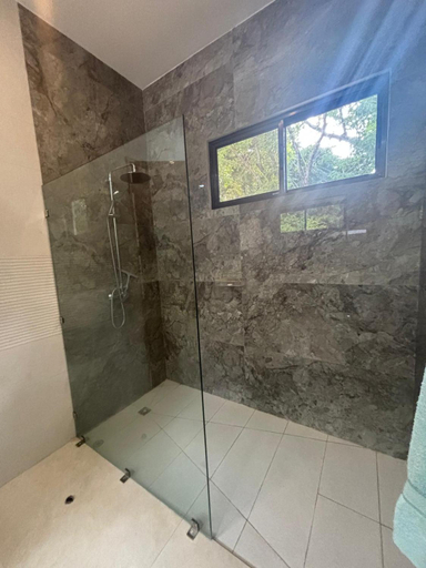 Bathroom 4, Villa PRAGA Beach House, Santa Cruz