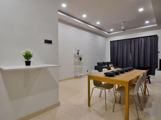 5, TriTower Suites Johor Bahru Near JB CIQ, JBCC & Capri, Johor Bahru