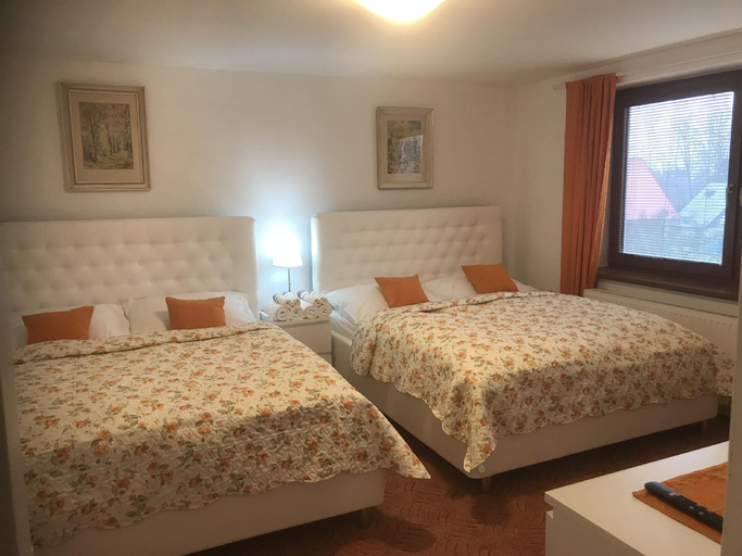 Bedroom 2, Apartment pod Lysou 3 Bedroom, Frýdek-Místek