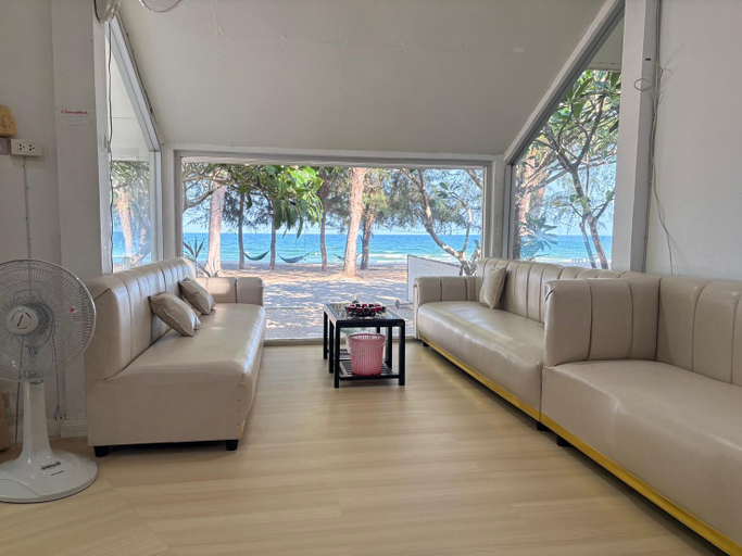 Others 5, Tharnvara Resort , Bang Saphan